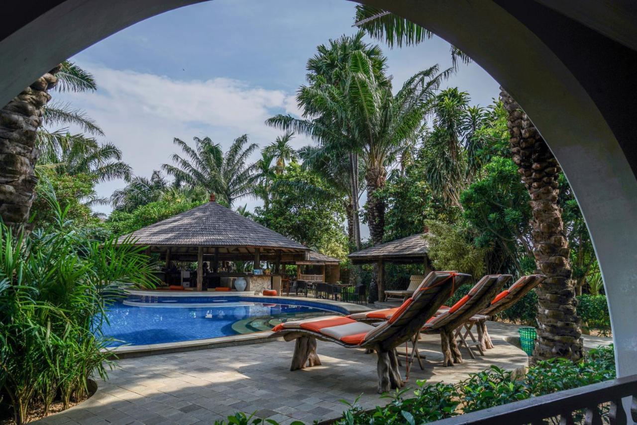 Coconut Lodge Resort Jepara Esterno foto