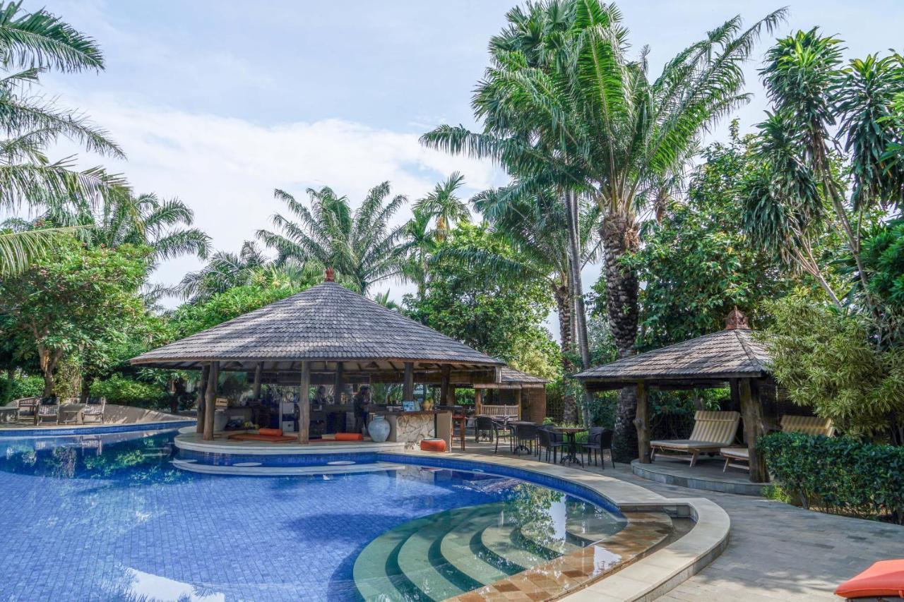 Coconut Lodge Resort Jepara Esterno foto