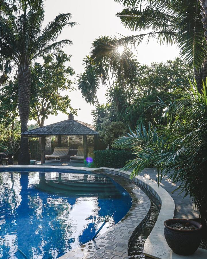 Coconut Lodge Resort Jepara Esterno foto