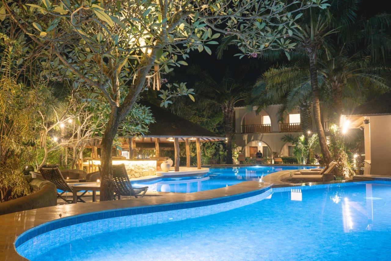 Coconut Lodge Resort Jepara Esterno foto