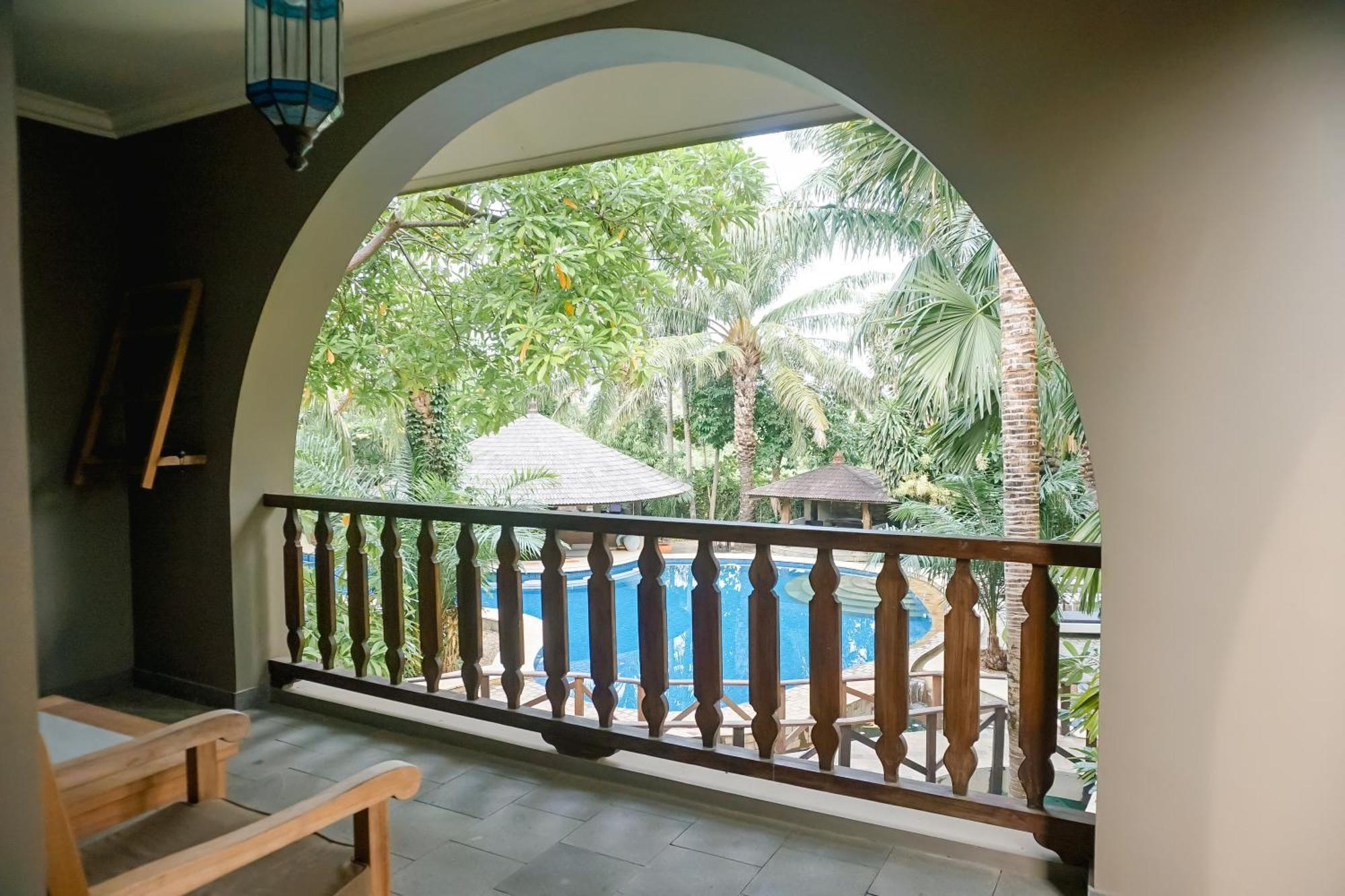 Coconut Lodge Resort Jepara Esterno foto
