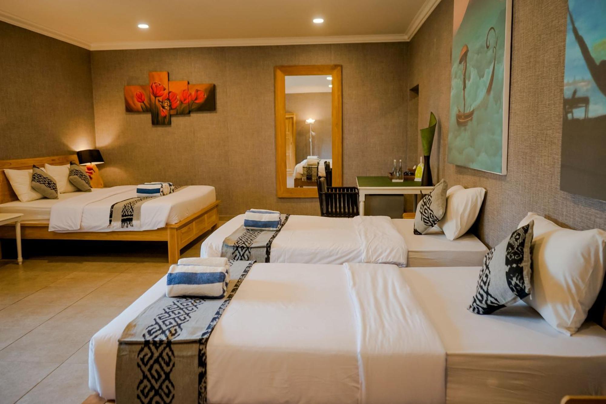Coconut Lodge Resort Jepara Esterno foto